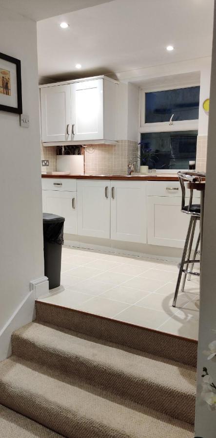 Extremely Well Located Seafront 1 Bedroom In Brighton