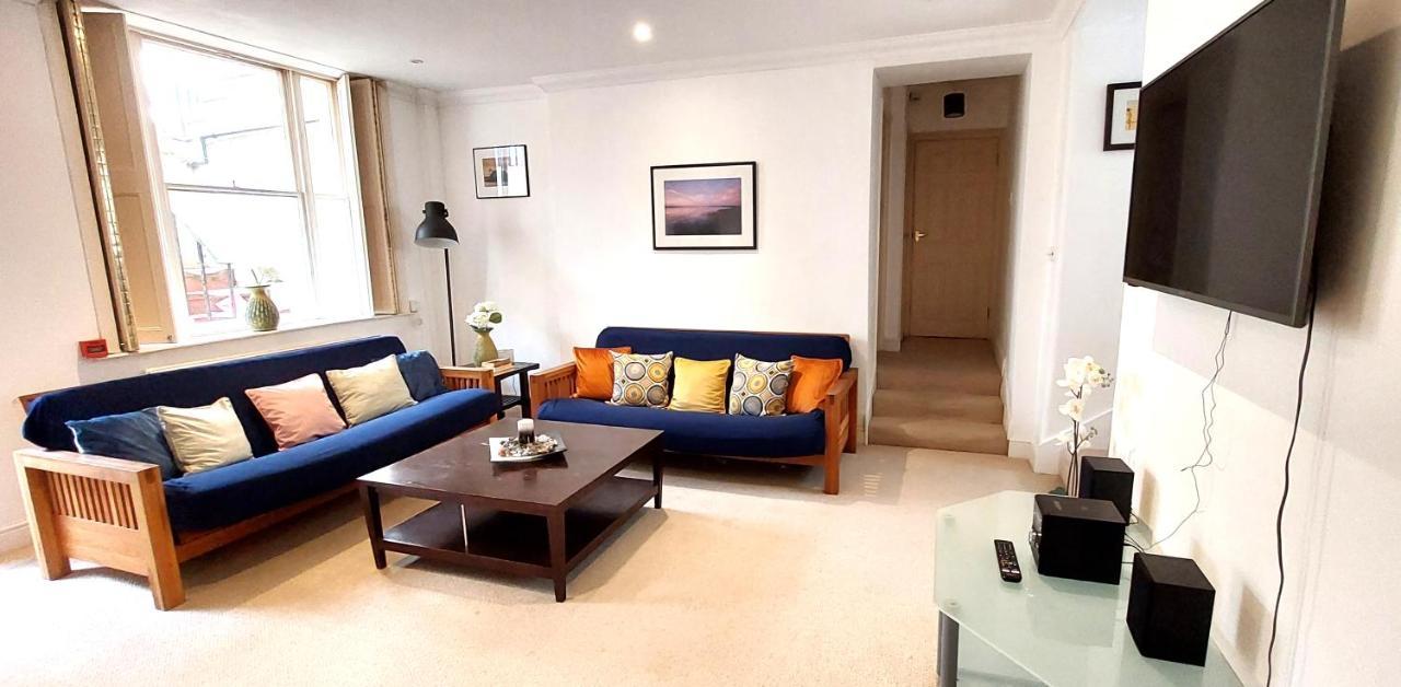 Extremely Well Located Seafront 1 Bedroom In Apartment *