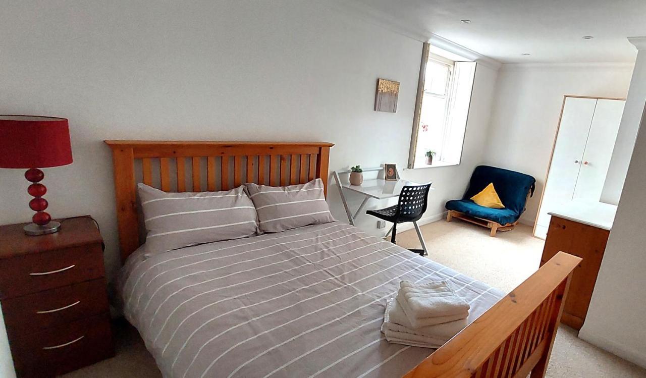 Apartment Extremely Well Located Seafront 1 Bedroom In *